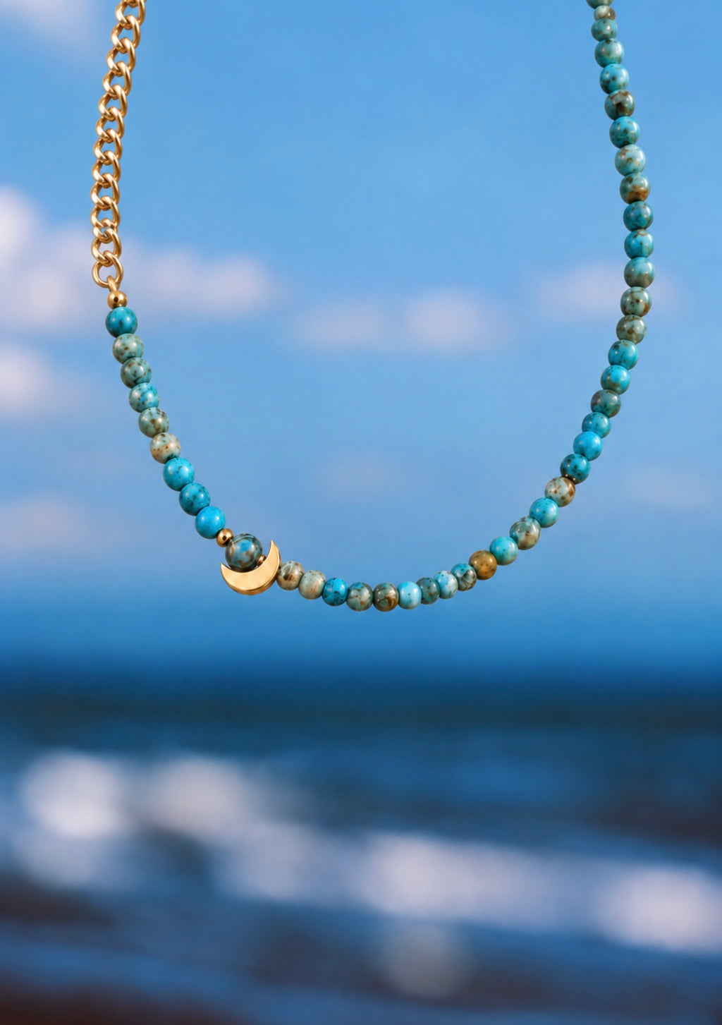 Collar Luna Azul.